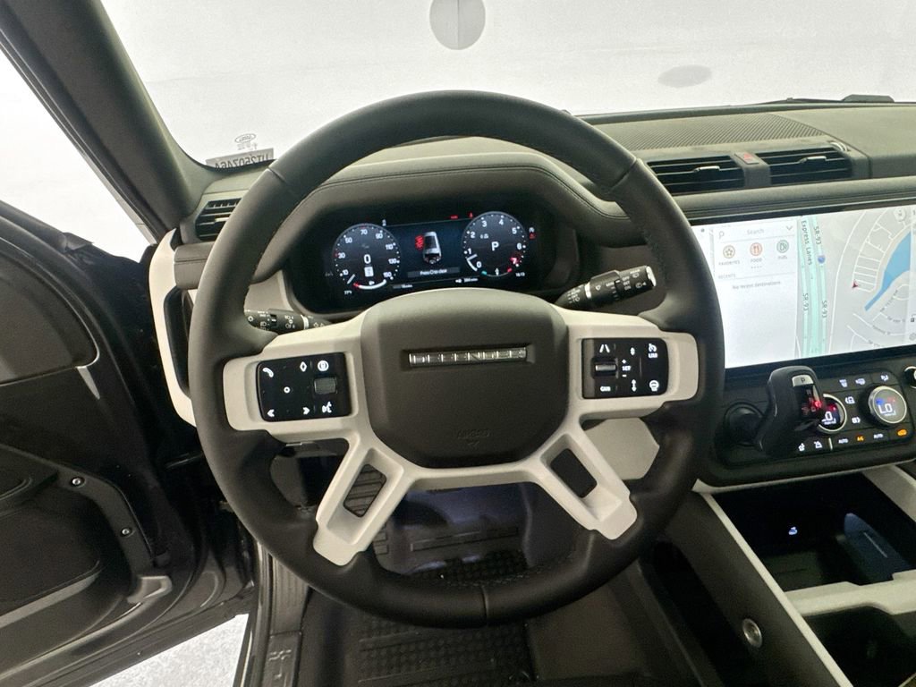 New 2026 Land Rover Defender 130 X-Dynamic SE image 11