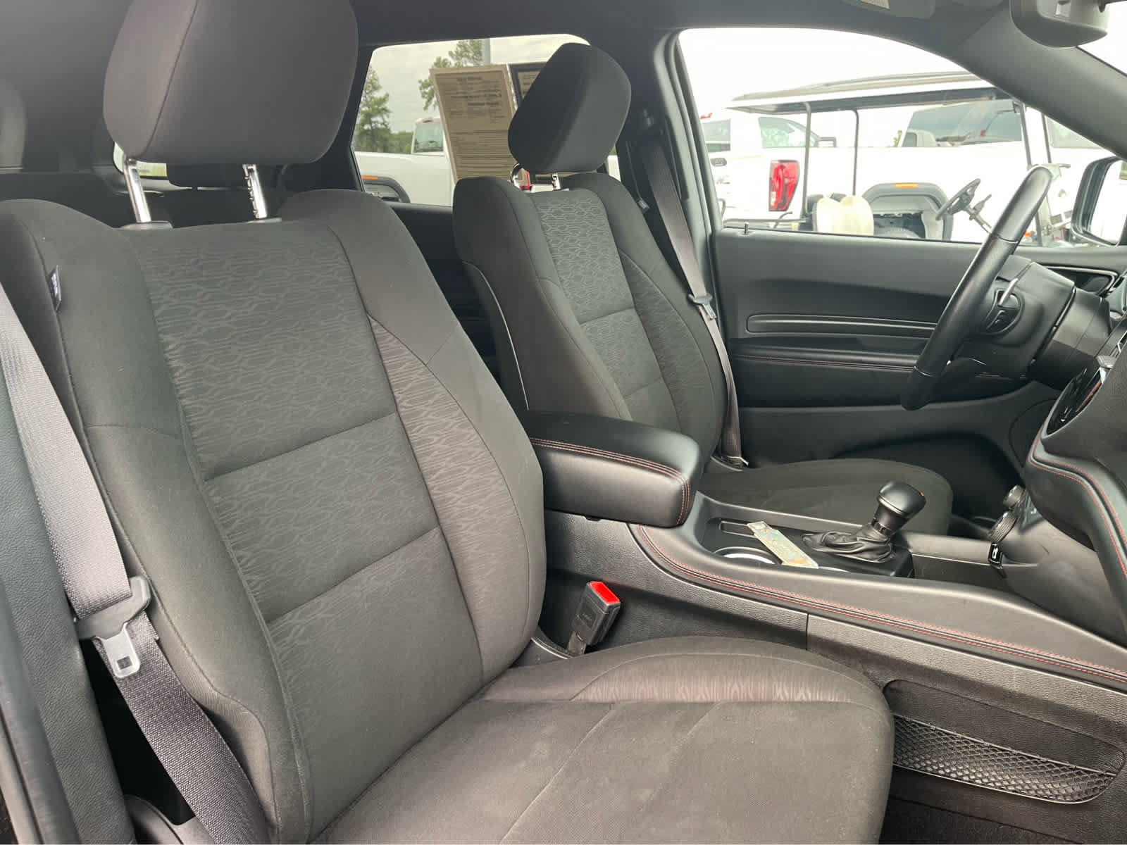 Used 2025 Dodge Durango GT AWD/4WD image 28