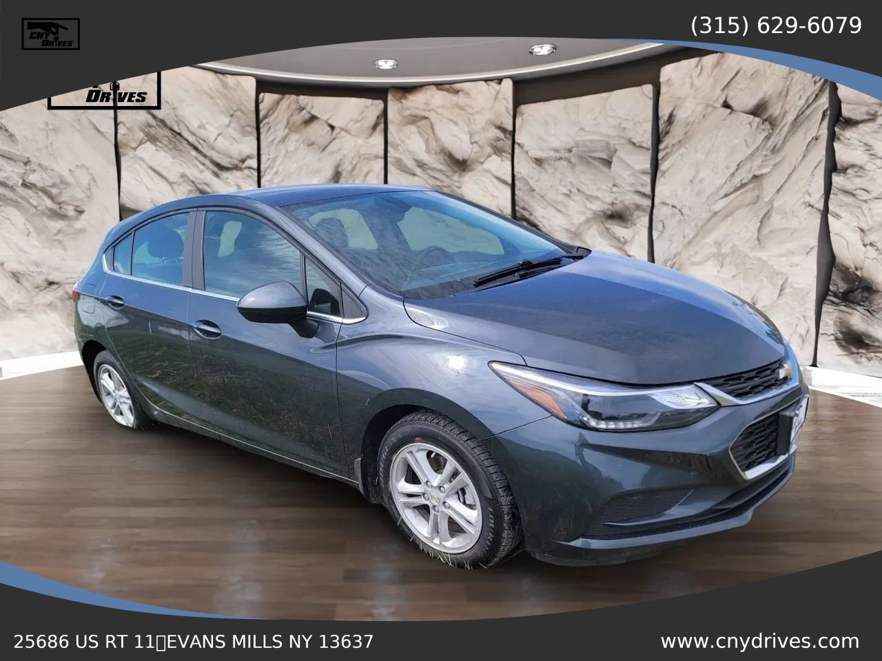 Used 2018 Chevrolet Cruze LT w/ Convenience Package FWD image 3