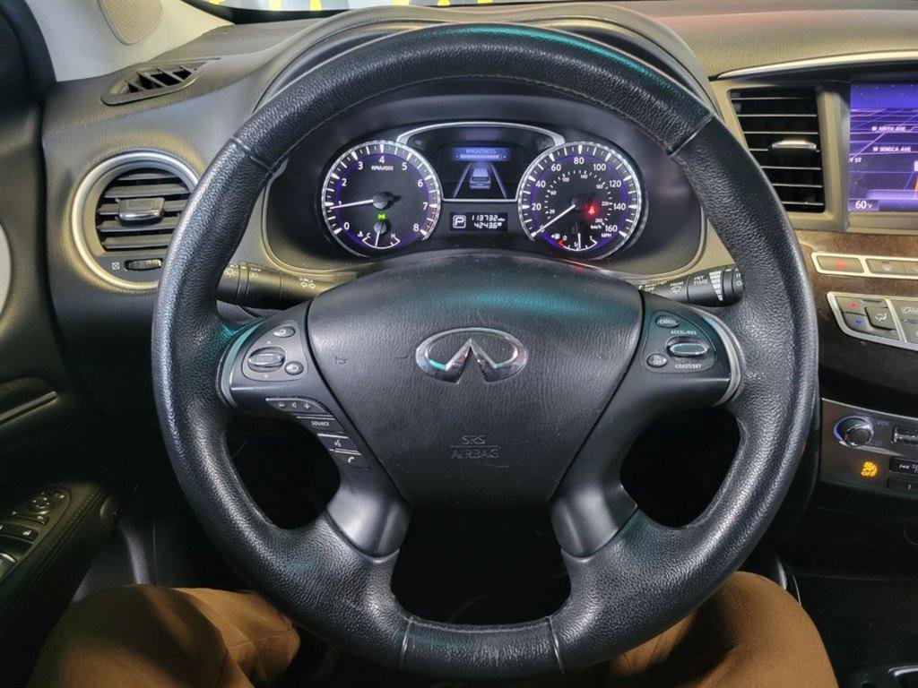 Used 2013 INFINITI JX35 w/ Premium Pkg image 22