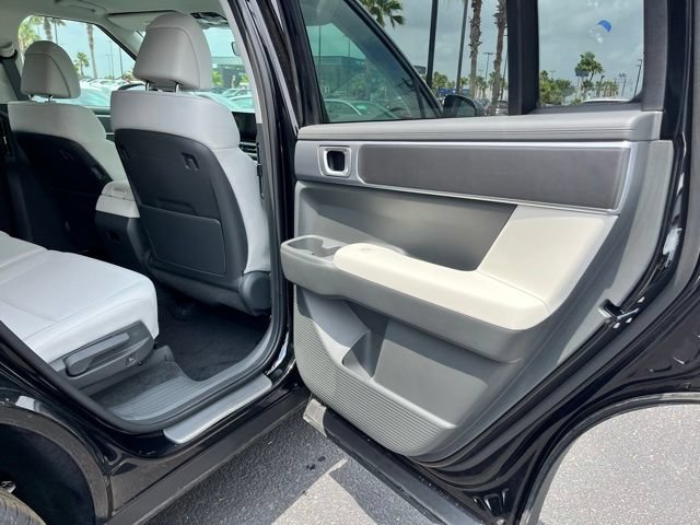 New 2026 Hyundai Santa Fe SE FWD image 19