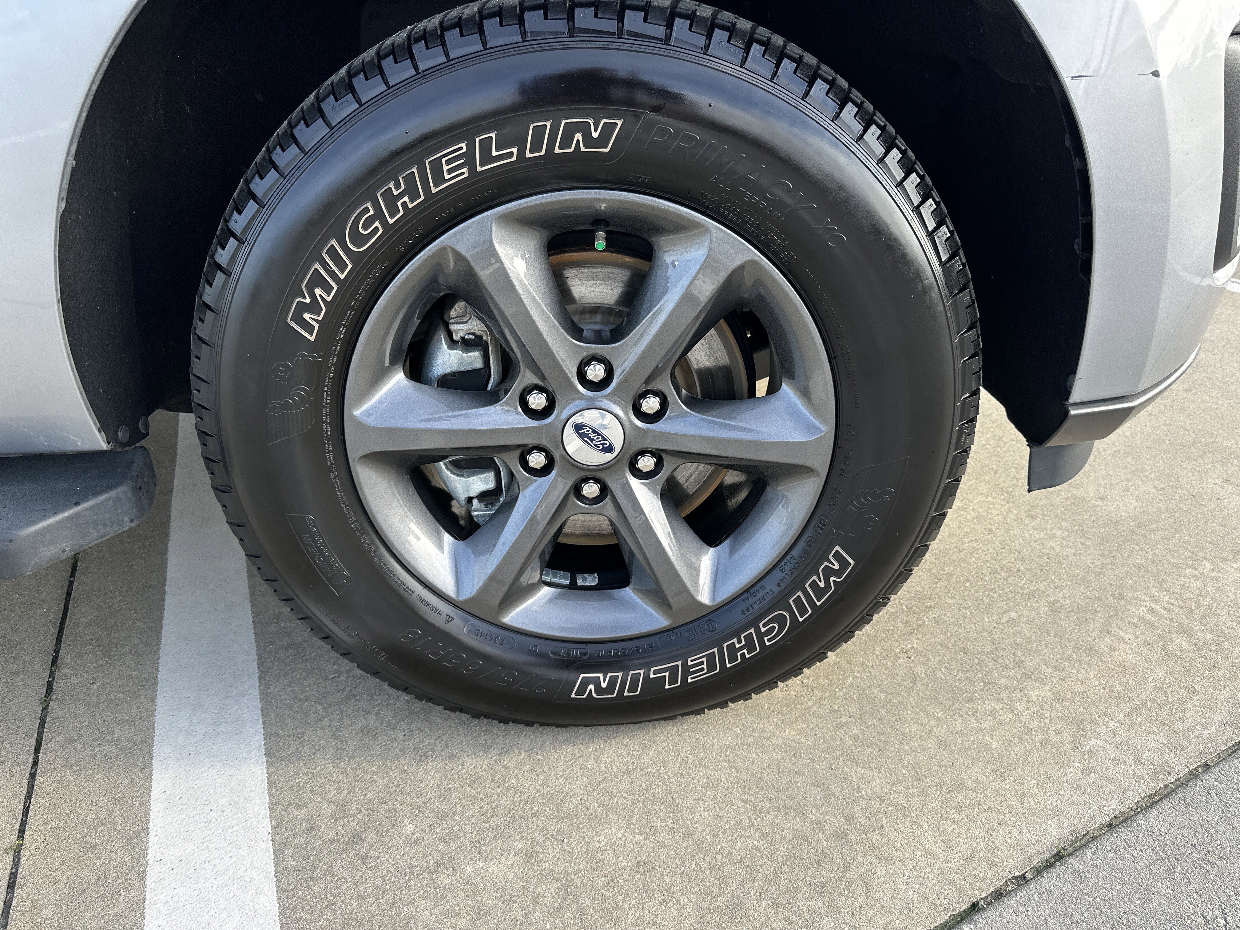 Used 2021 Ford Expedition XLT image 13