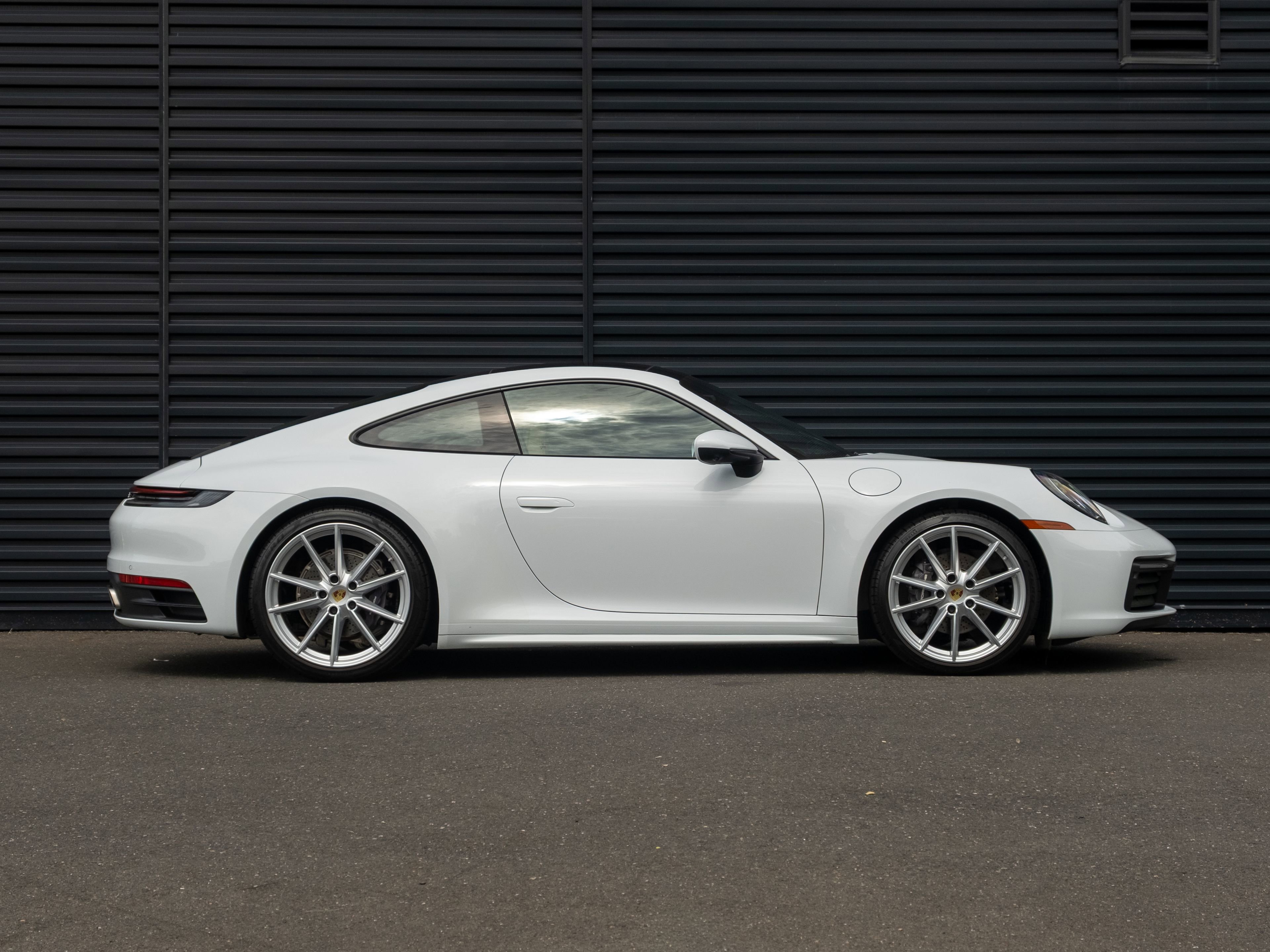 Certified 2022 Porsche 911 Carrera RWD image 9