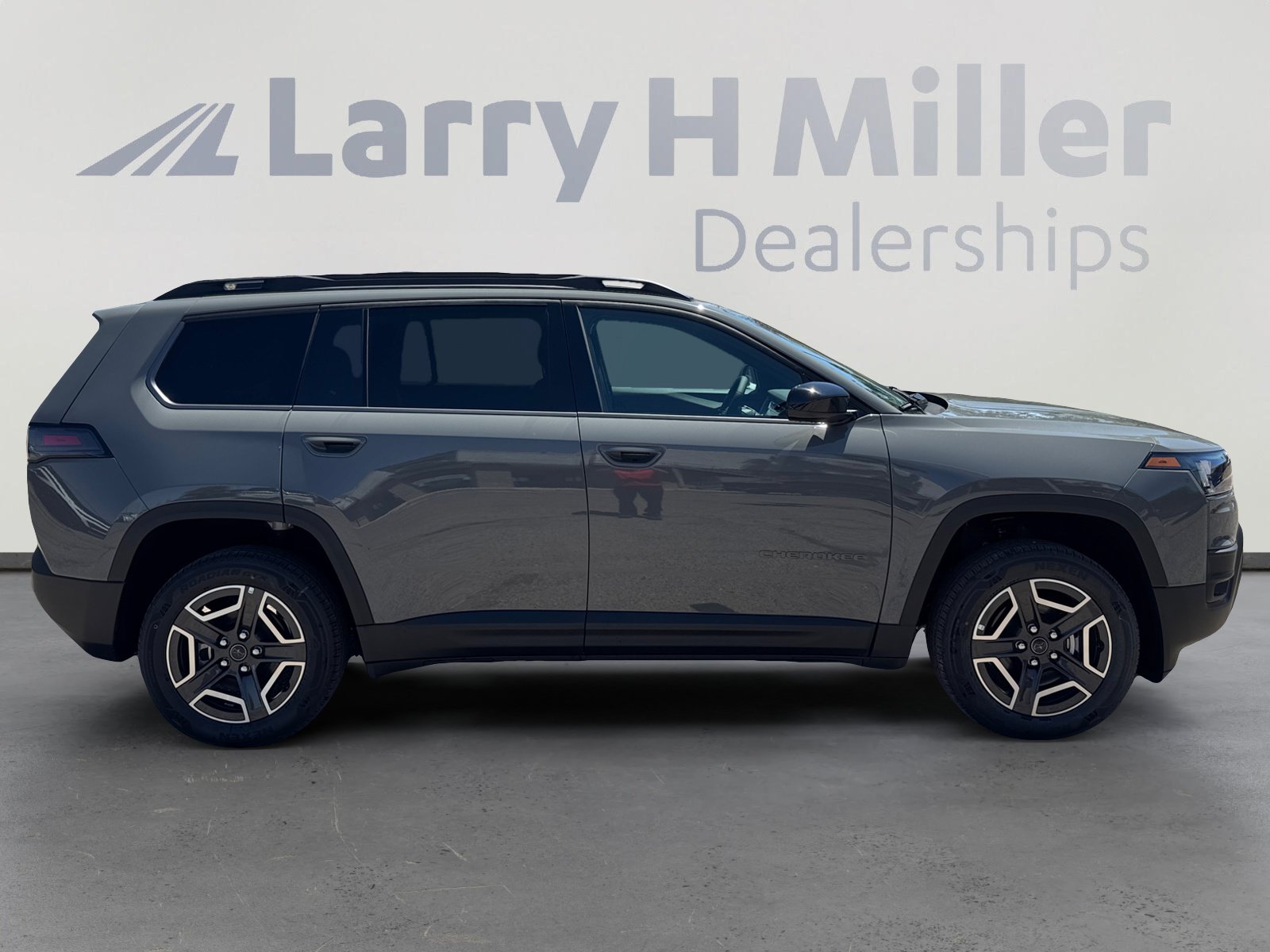 New 2026 Jeep Cherokee Laredo AWD/4WD image 6