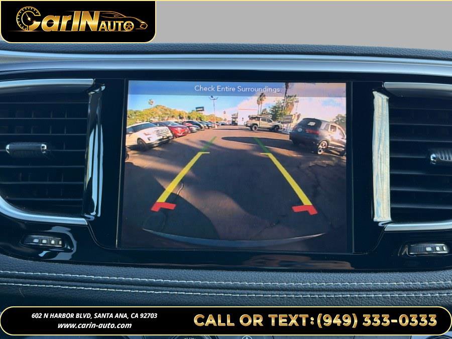 Used 2019 Chrysler Pacifica Limited w/ S Appearance Package image 26