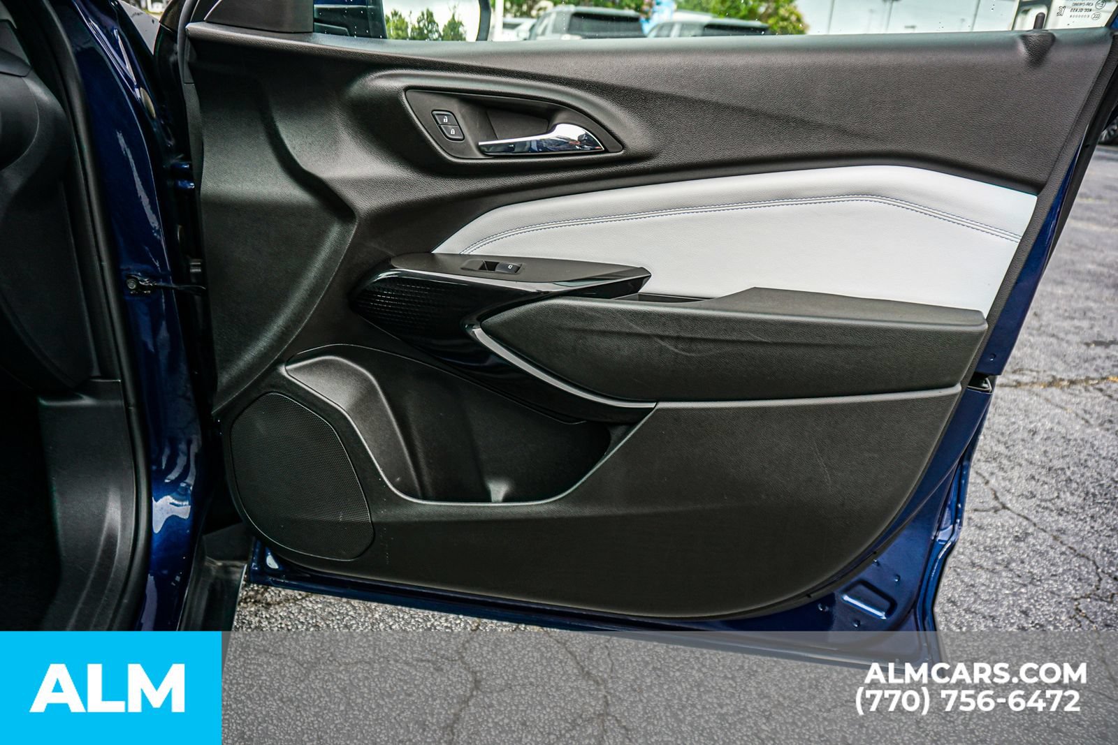 Used 2024 Chevrolet Trax LT w/ LT Convenience Package FWD image 47