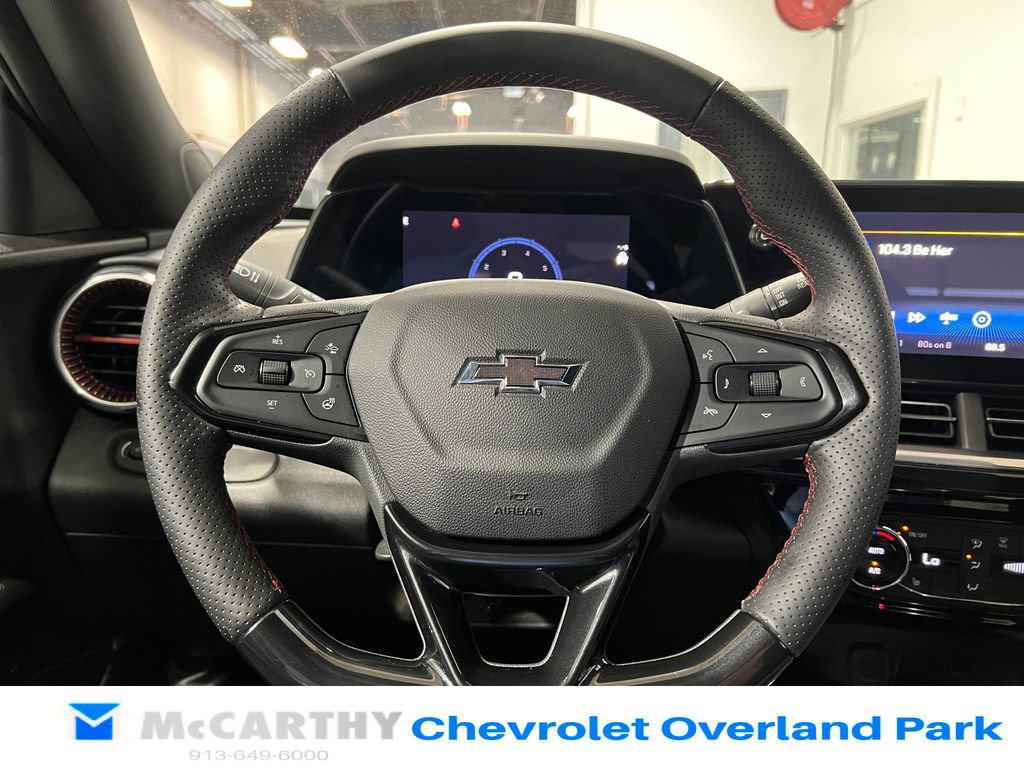 Used 2025 Chevrolet Trax RS w/ Driver Confidence Package FWD image 12