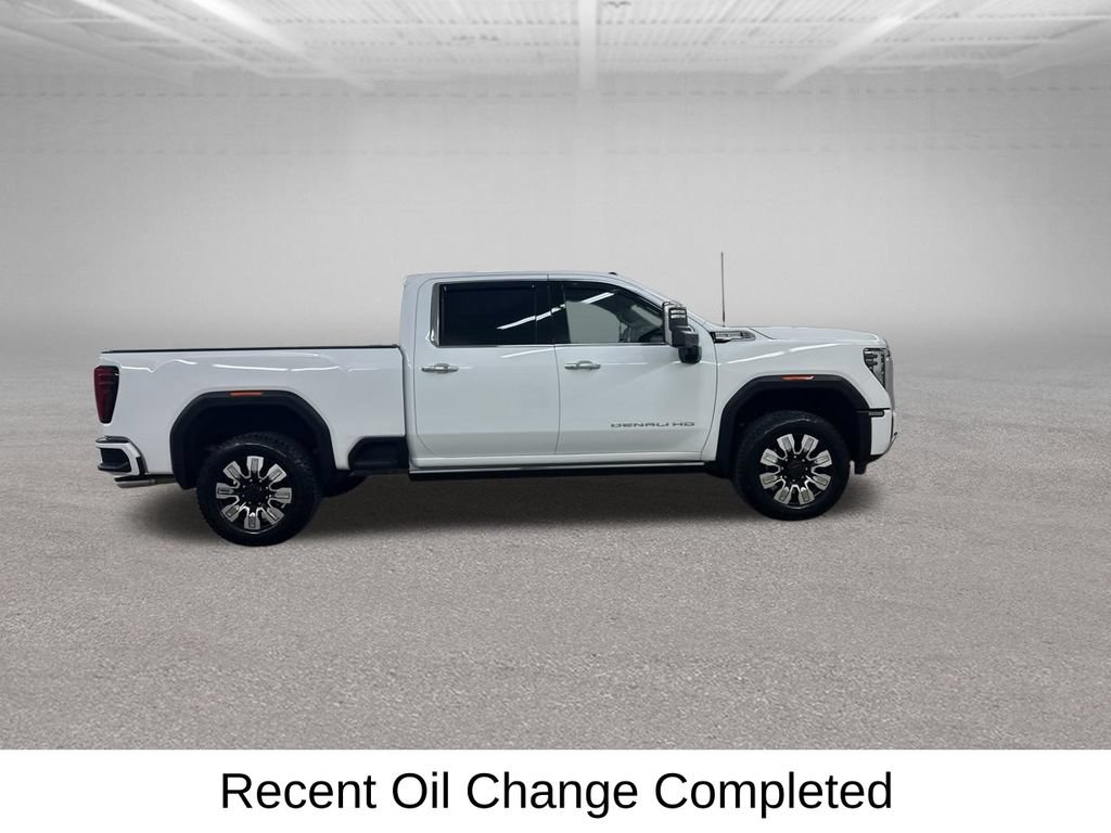 Used 2025 GMC Sierra 2500 Denali w/ Denali Reserve Package AWD/4WD image 11