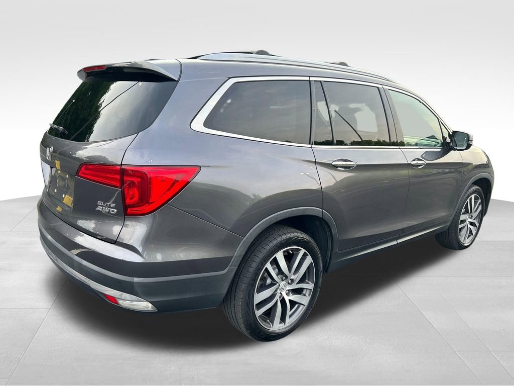 Used 2017 Honda Pilot Elite image 5