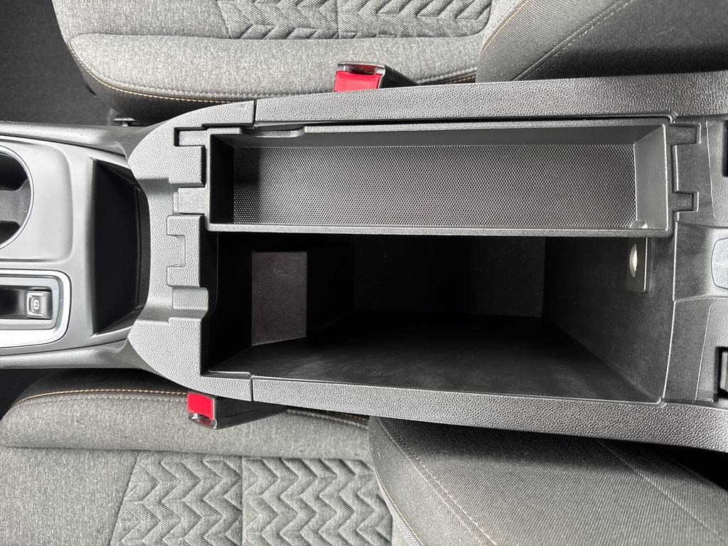Certified 2024 Chevrolet Equinox LT w/ LPO, Floor Liner Package AWD/4WD image 32