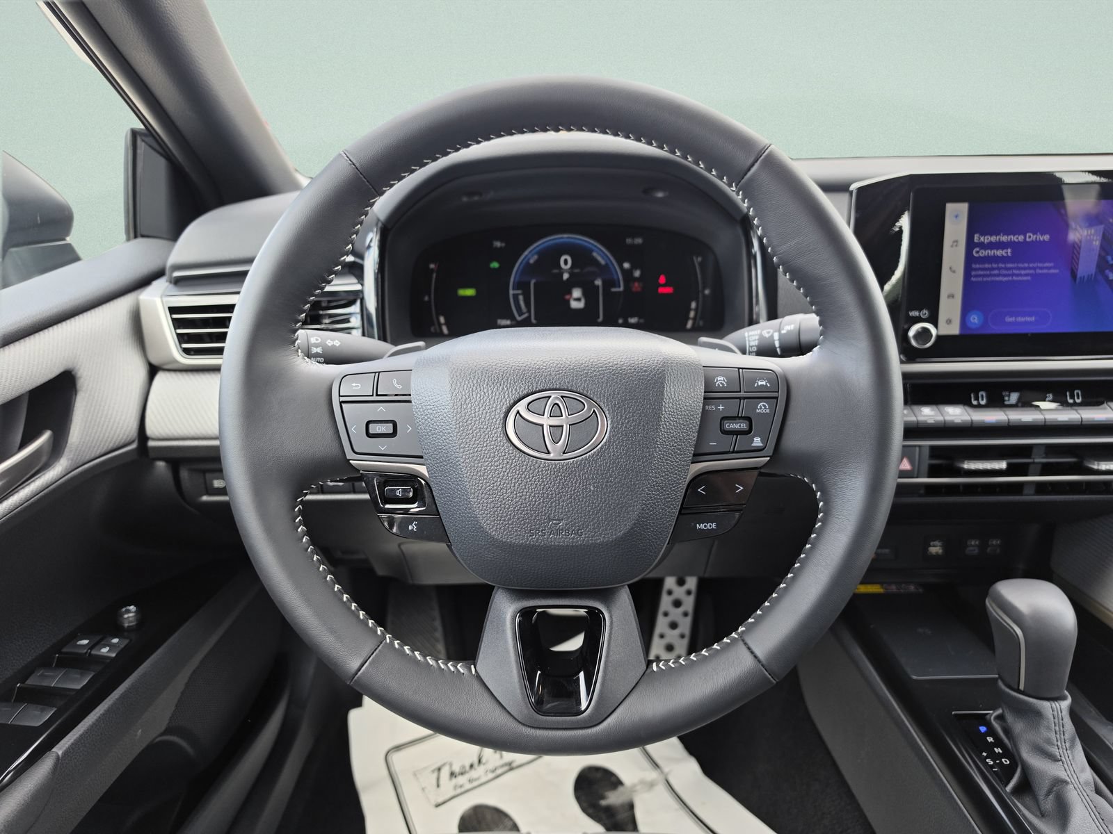 Used 2026 Toyota Camry SE w/ Convenience Package FWD image 16