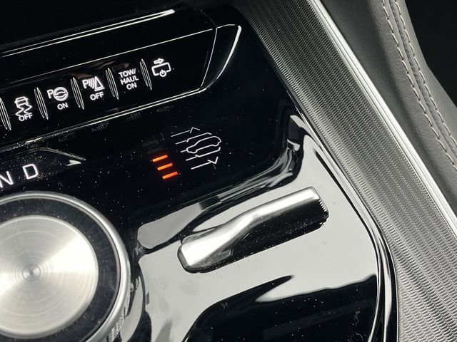 New 2026 Jeep Grand Wagoneer L Summit image 30