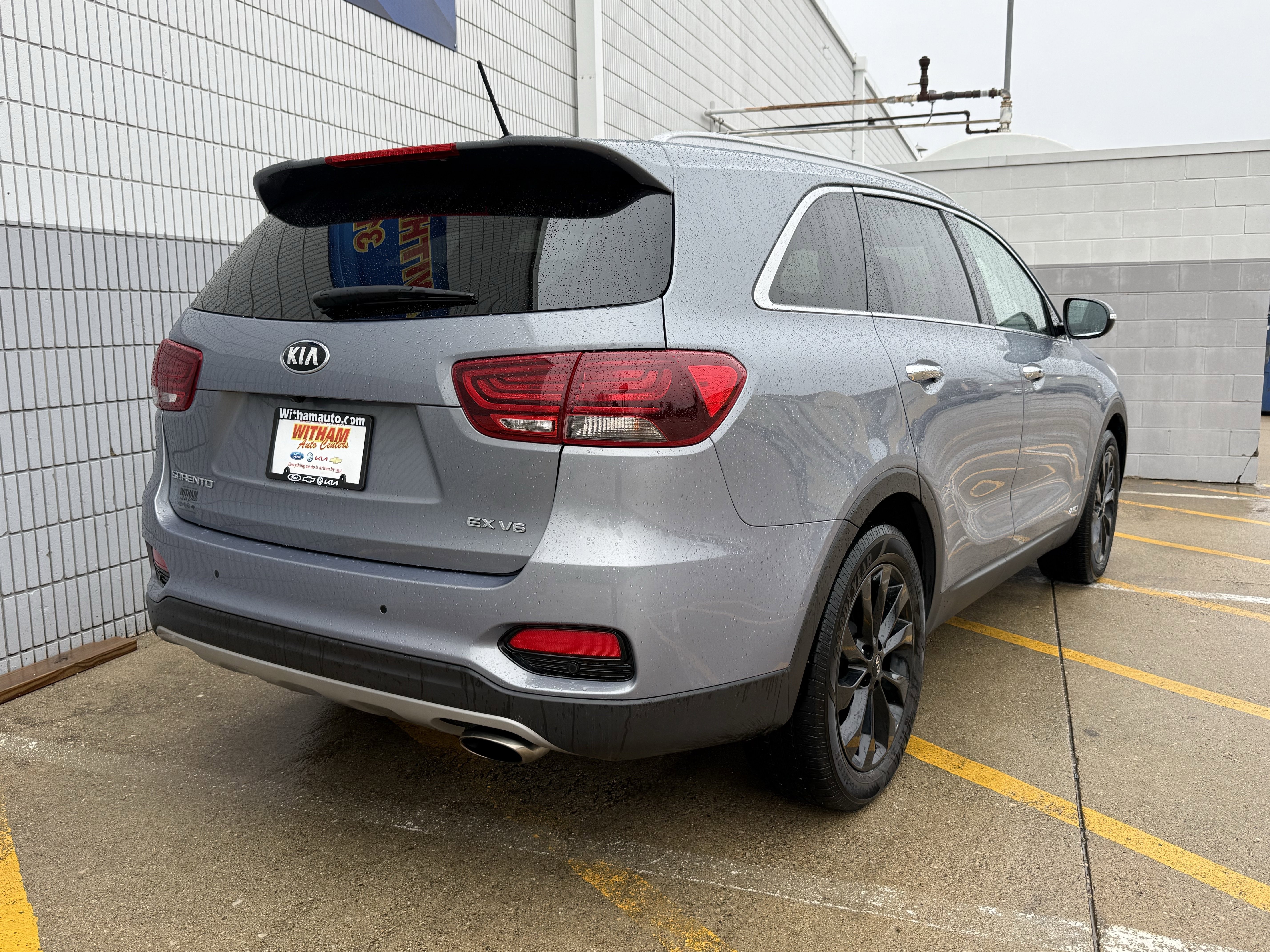 Used 2020 Kia Sorento EX image 4