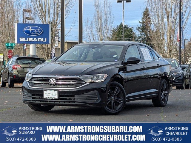 Used 2024 Volkswagen Jetta SE w/ Black Wheel Package