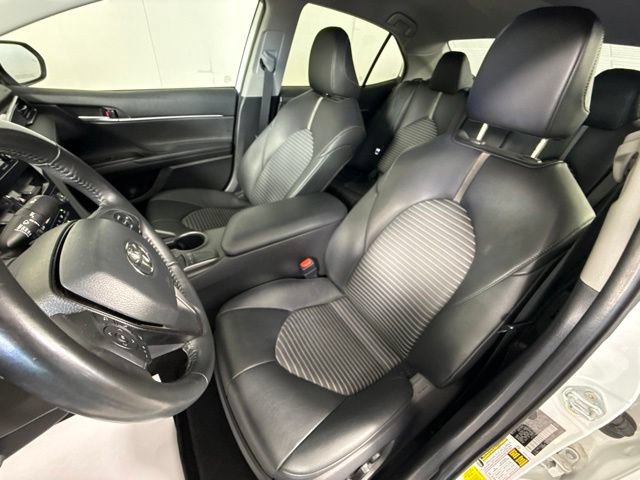 Used 2023 Toyota Camry SE w/ Convenience Package FWD image 15