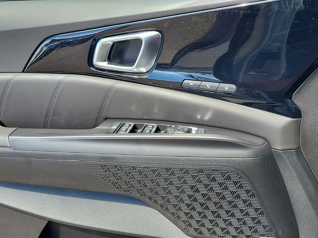 New 2025 Kia Carnival SX Prestige image 8