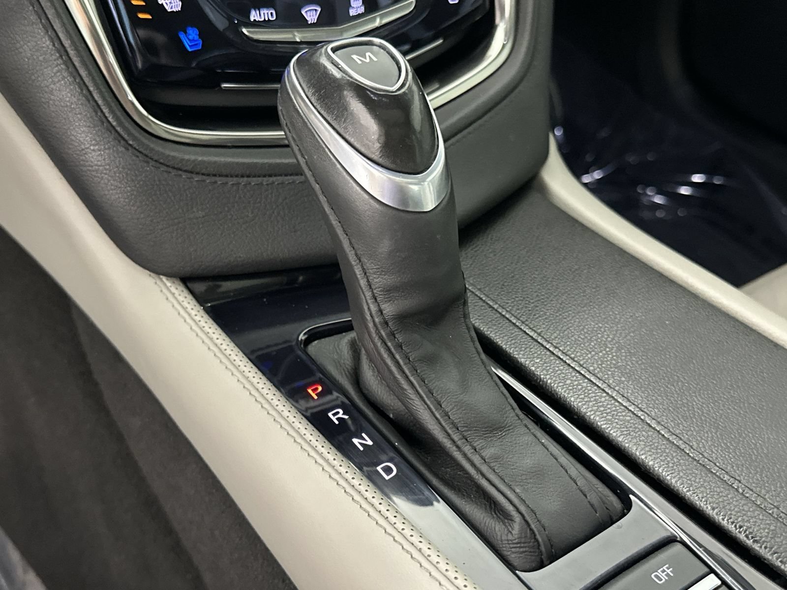 Used 2019 Cadillac CTS Sedan w/ Seating Package RWD image 20