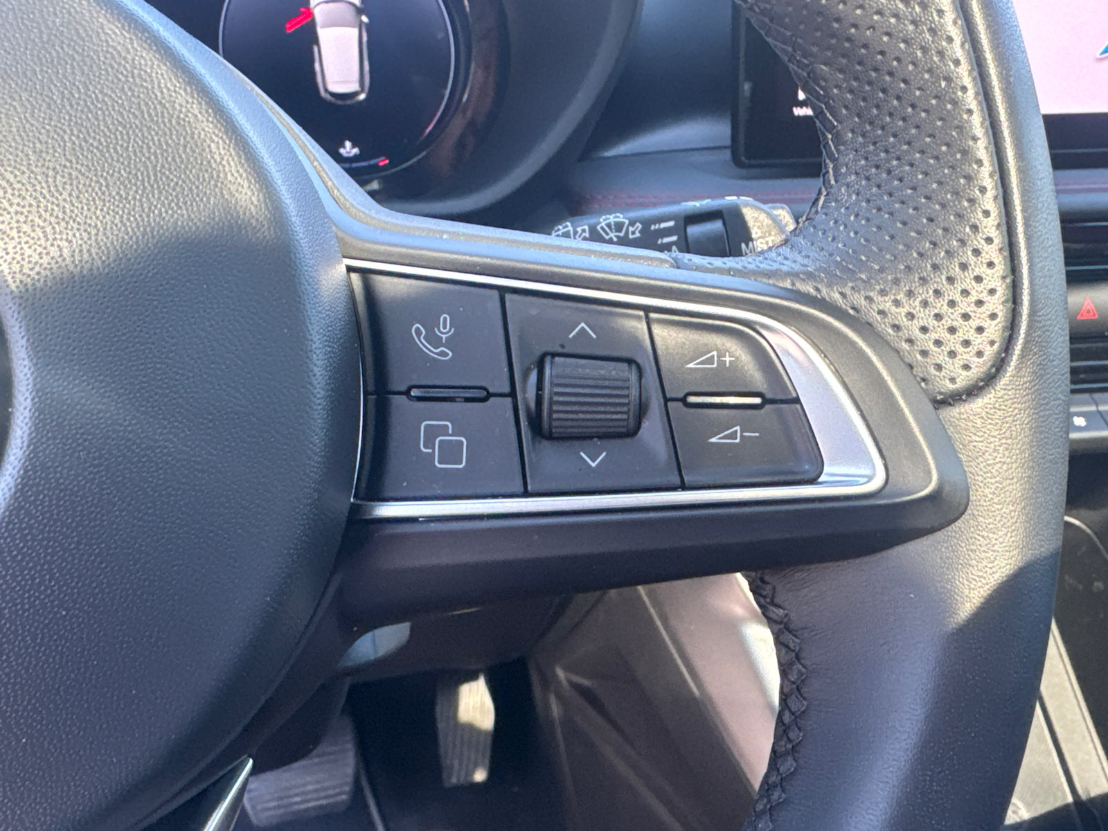 Used 2025 Dodge Hornet GT w/ GT Plus Package AWD/4WD image 36