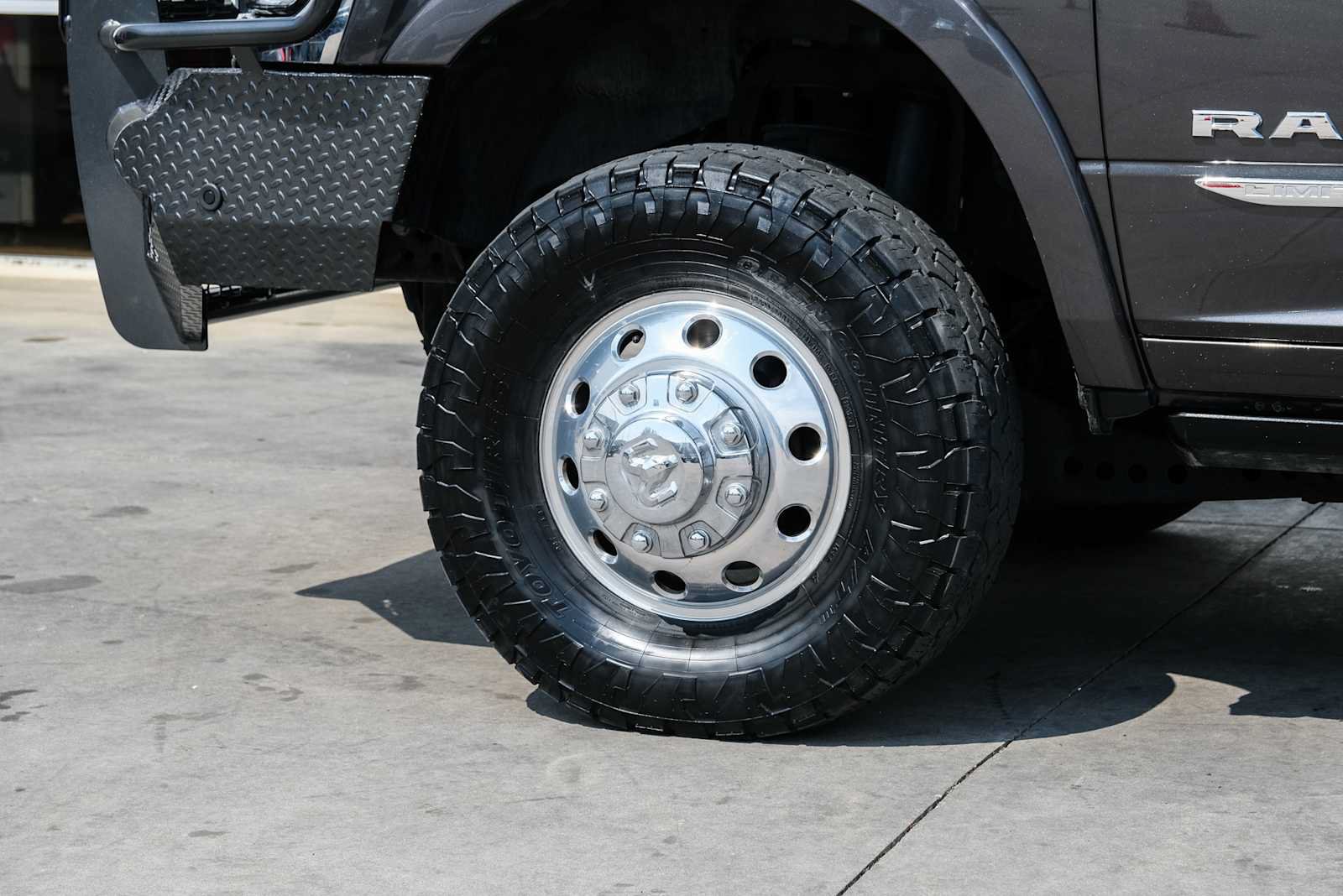 Used 2020 RAM 3500 Limited AWD/4WD image 22