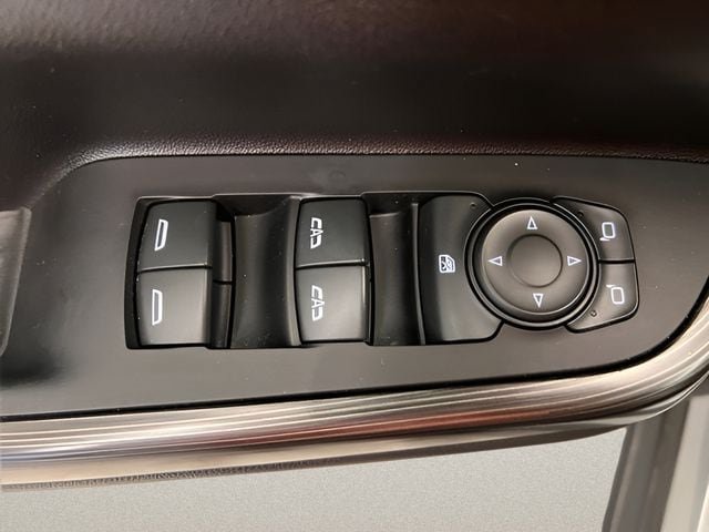 Used 2023 GMC Acadia SLT AWD/4WD image 19