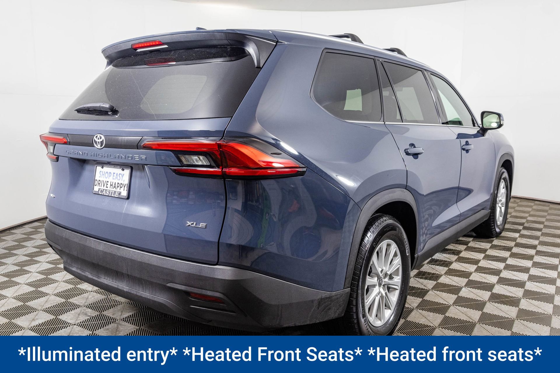 Used 2024 Toyota Grand Highlander XLE image 16