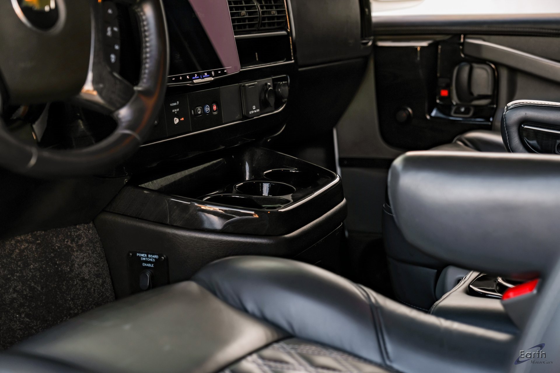 Used 2023 Chevrolet Express 2500 image 54