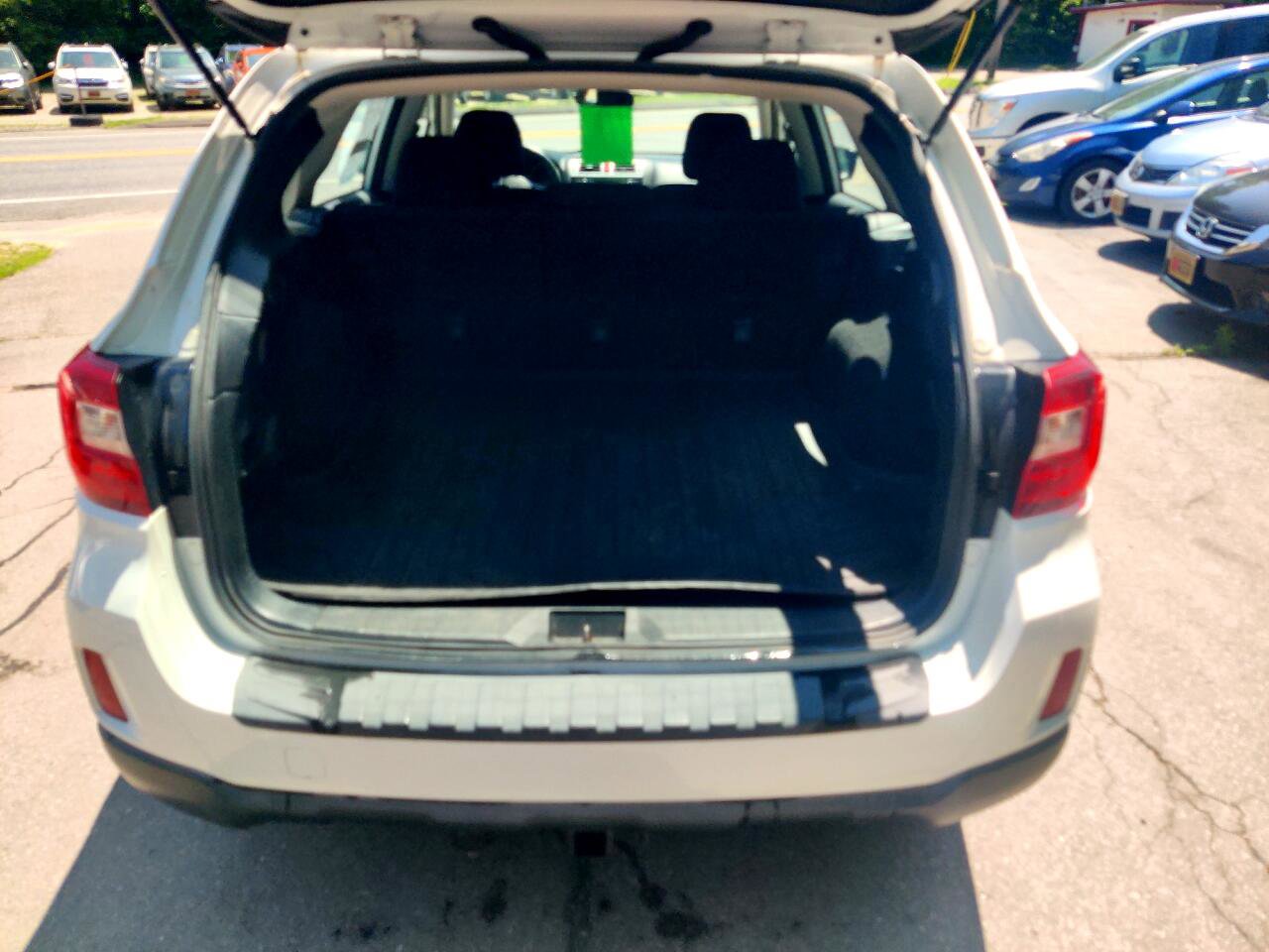 Used 2017 Subaru Outback 2.5i image 12