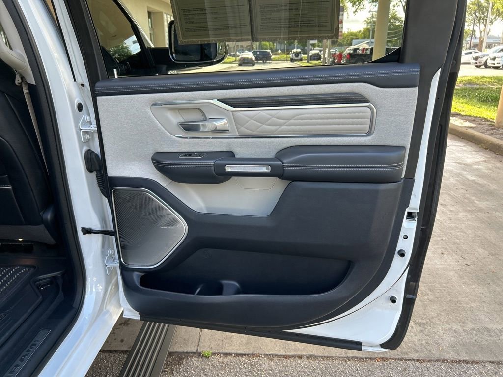 Used 2023 RAM 1500 Limited AWD/4WD image 39
