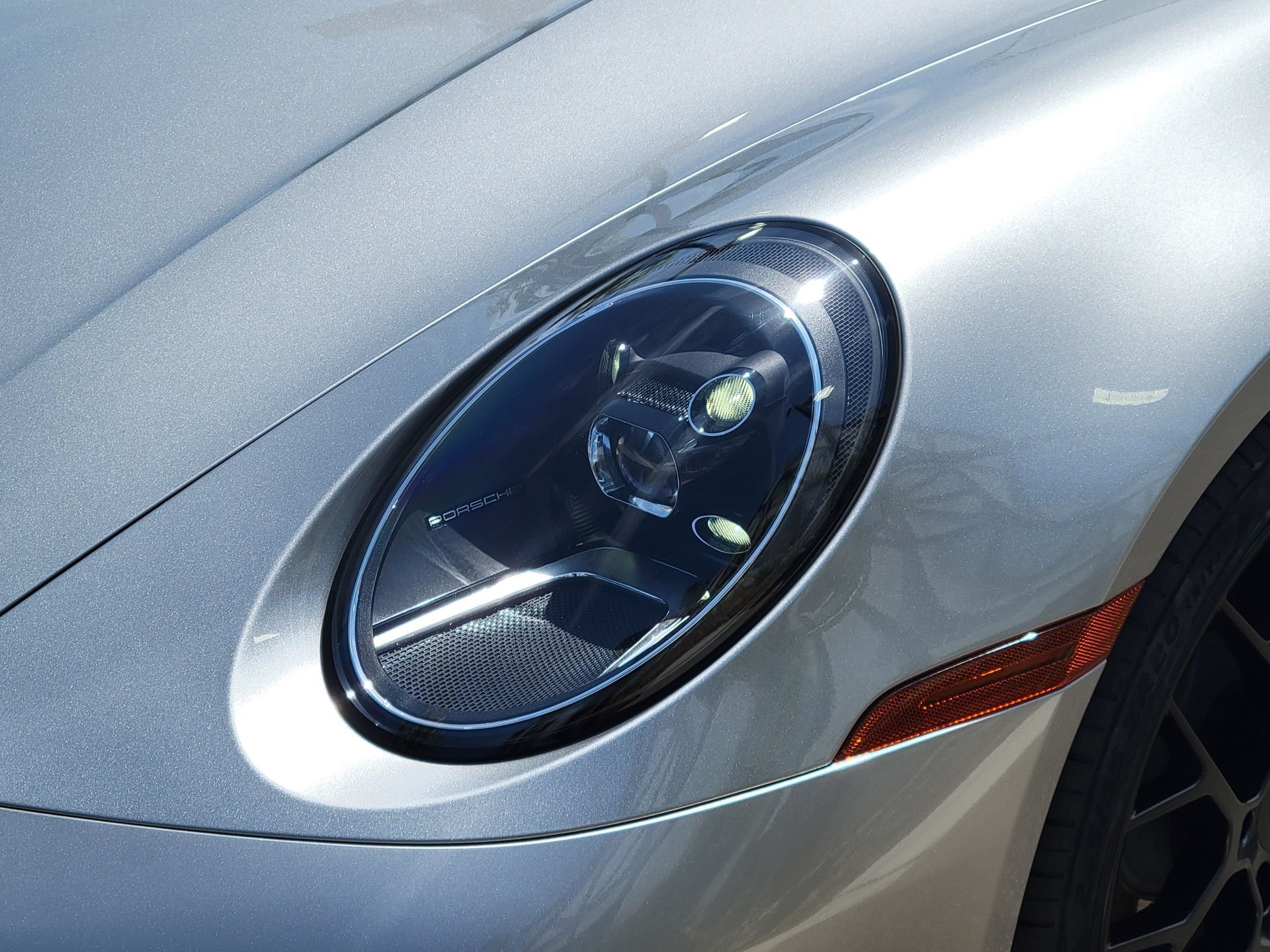 Certified 2022 Porsche 911 Carrera RWD image 31