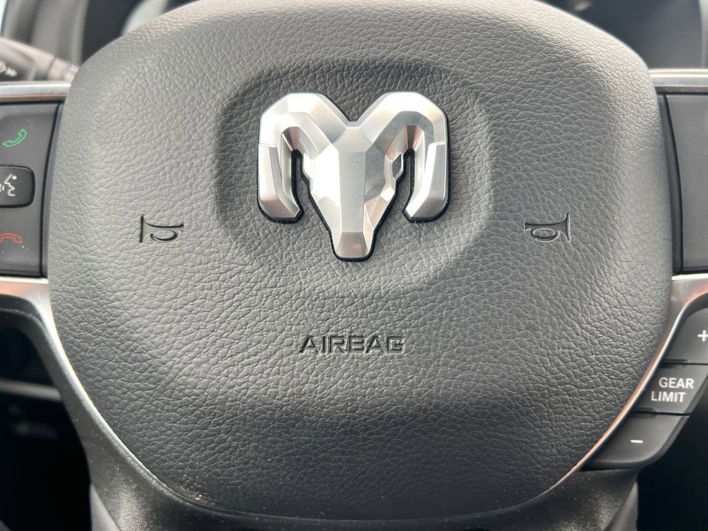 Used 2024 RAM 1500 Lone Star image 5