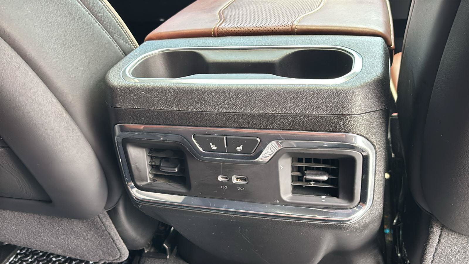 Certified 2024 GMC Sierra 2500 Denali Ultimate AWD/4WD image 24
