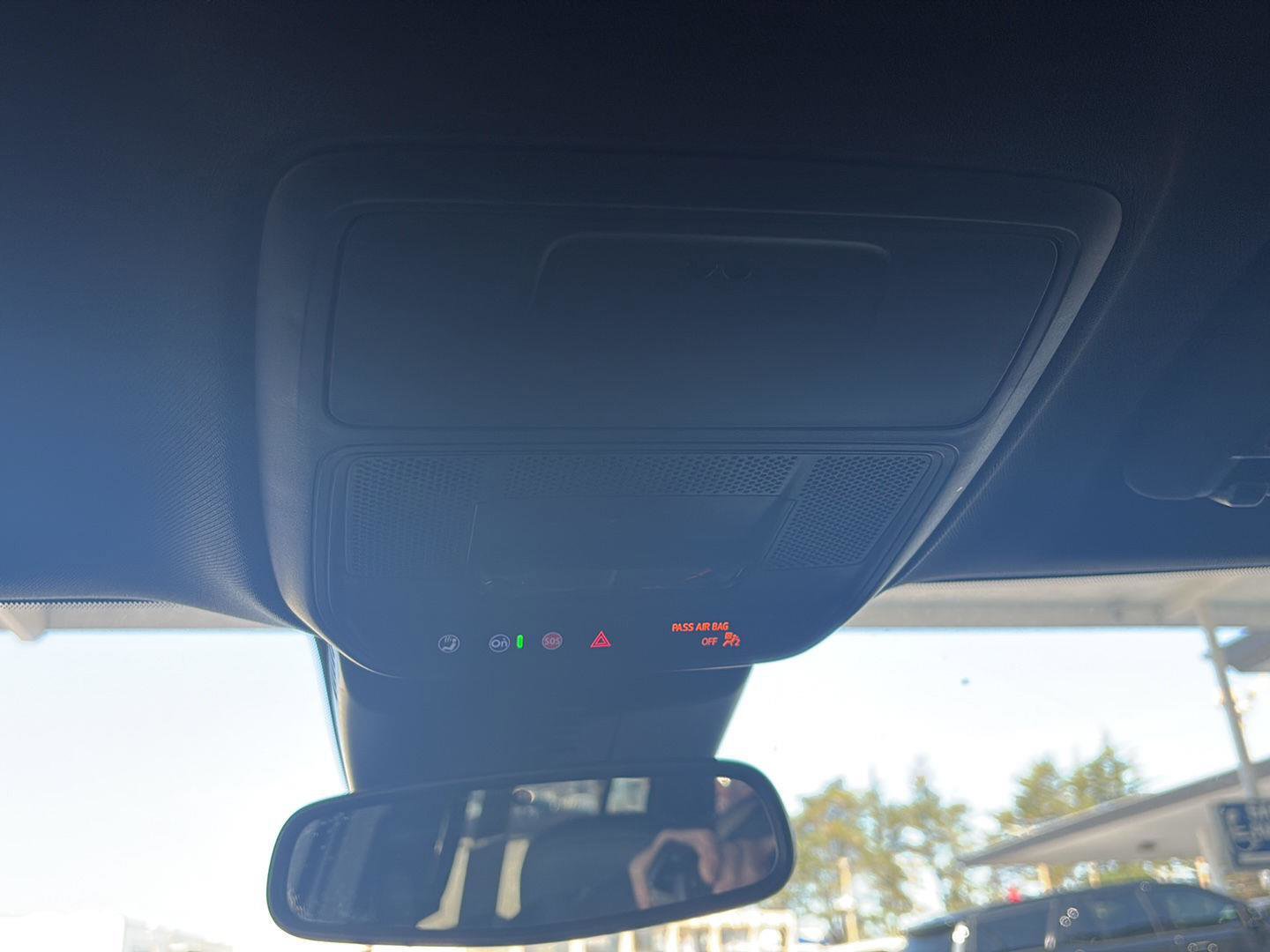 Used 2025 Buick Enclave Preferred image 21