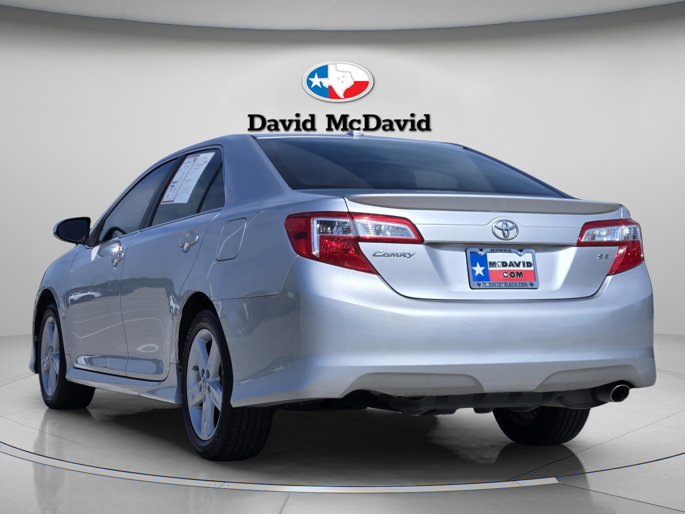 Used 2012 Toyota Camry SE FWD image 4