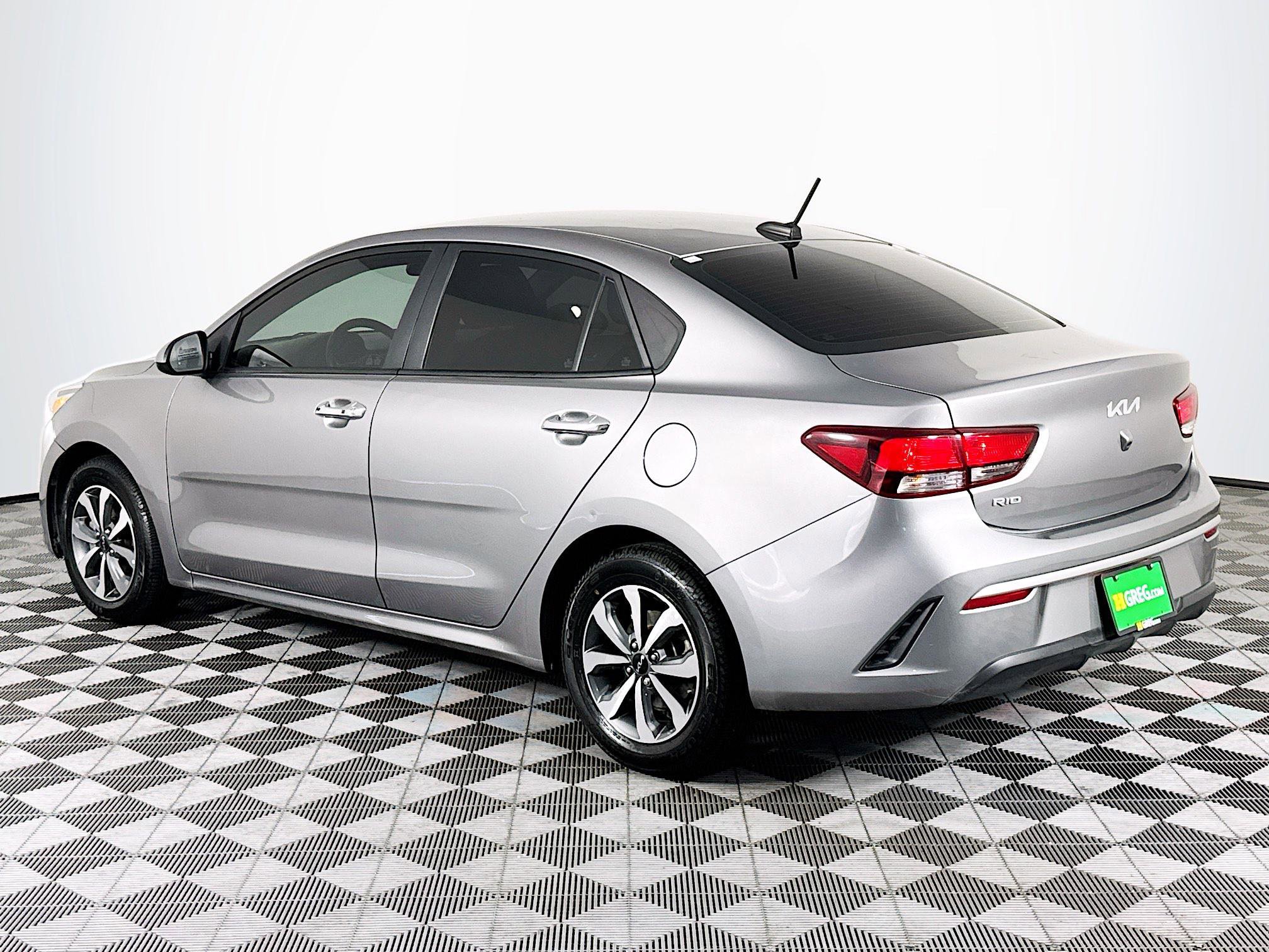 Used 2023 Kia Rio S w/ Technology Package image 11