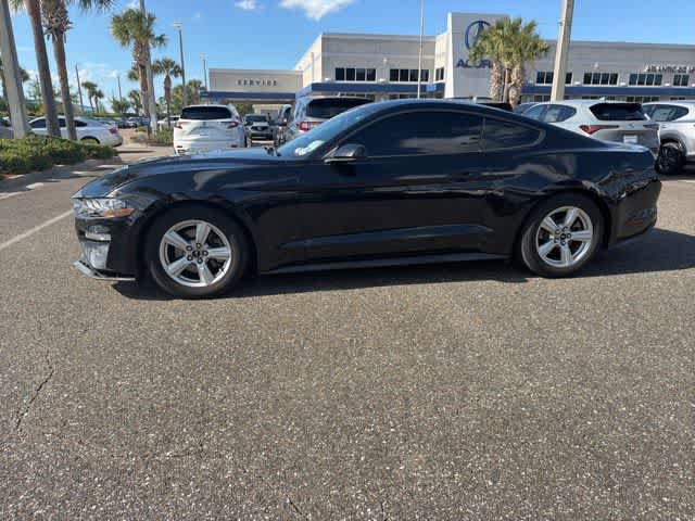 Used 2019 Ford Mustang Coupe RWD image 4