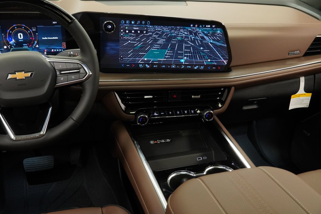 New 2026 Chevrolet Suburban High Country AWD/4WD image 18
