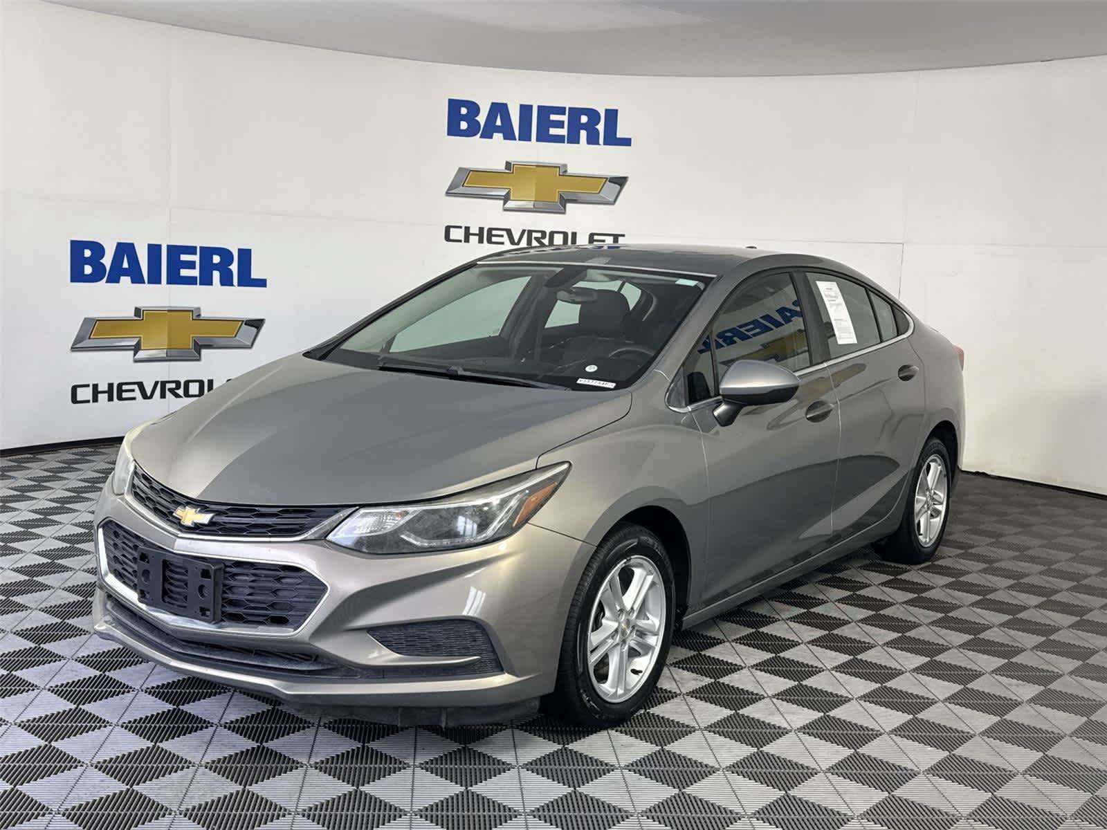 Used 2017 Chevrolet Cruze LT