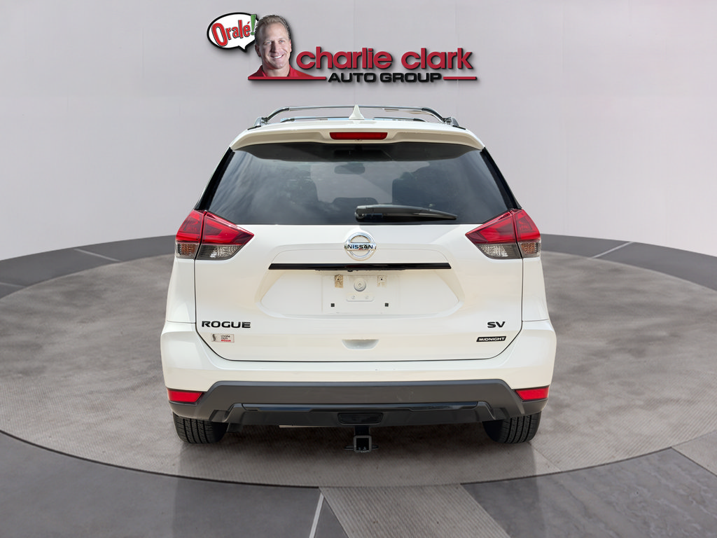 Used 2018 Nissan Rogue SV w/ Premium Package FWD image 5