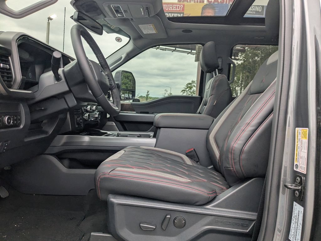 New 2026 Ford F250 Lariat w/ Black Appearance Package AWD/4WD image 14