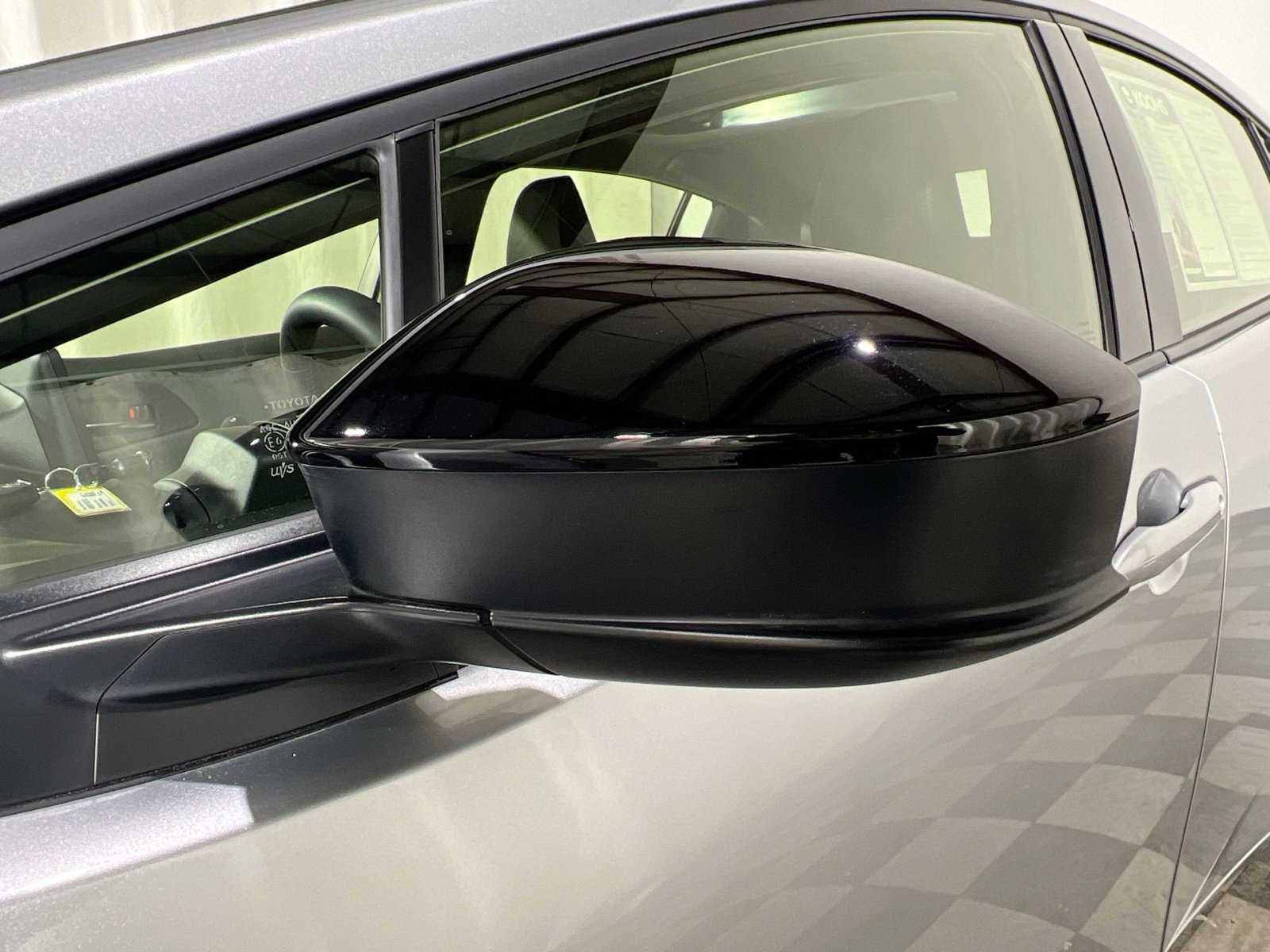 Used 2024 Toyota Prius XLE image 14