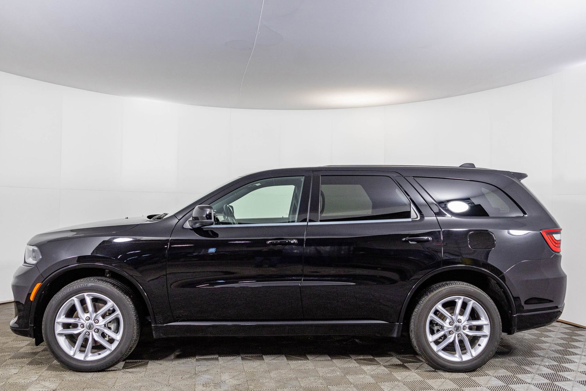 Used 2023 Dodge Durango GT image 24