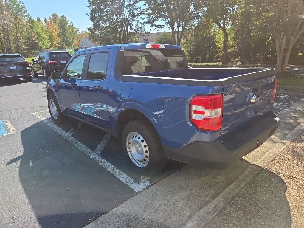 Used 2024 Ford Maverick XL FWD image 2