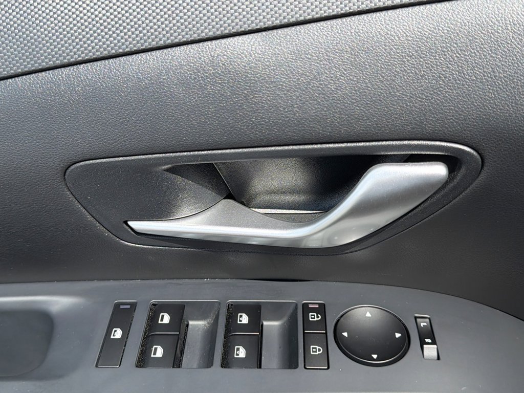 Certified 2025 Hyundai Santa Cruz SEL AWD/4WD image 17