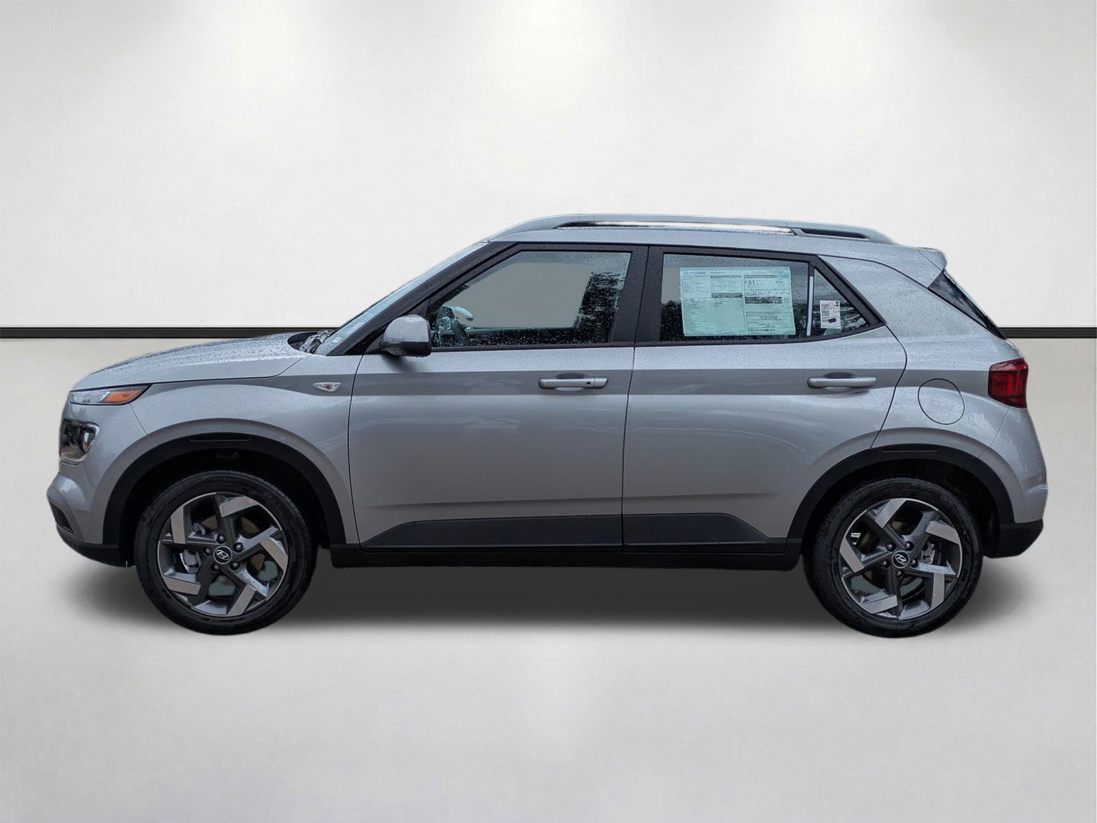 New 2026 Hyundai Venue SEL FWD image 8