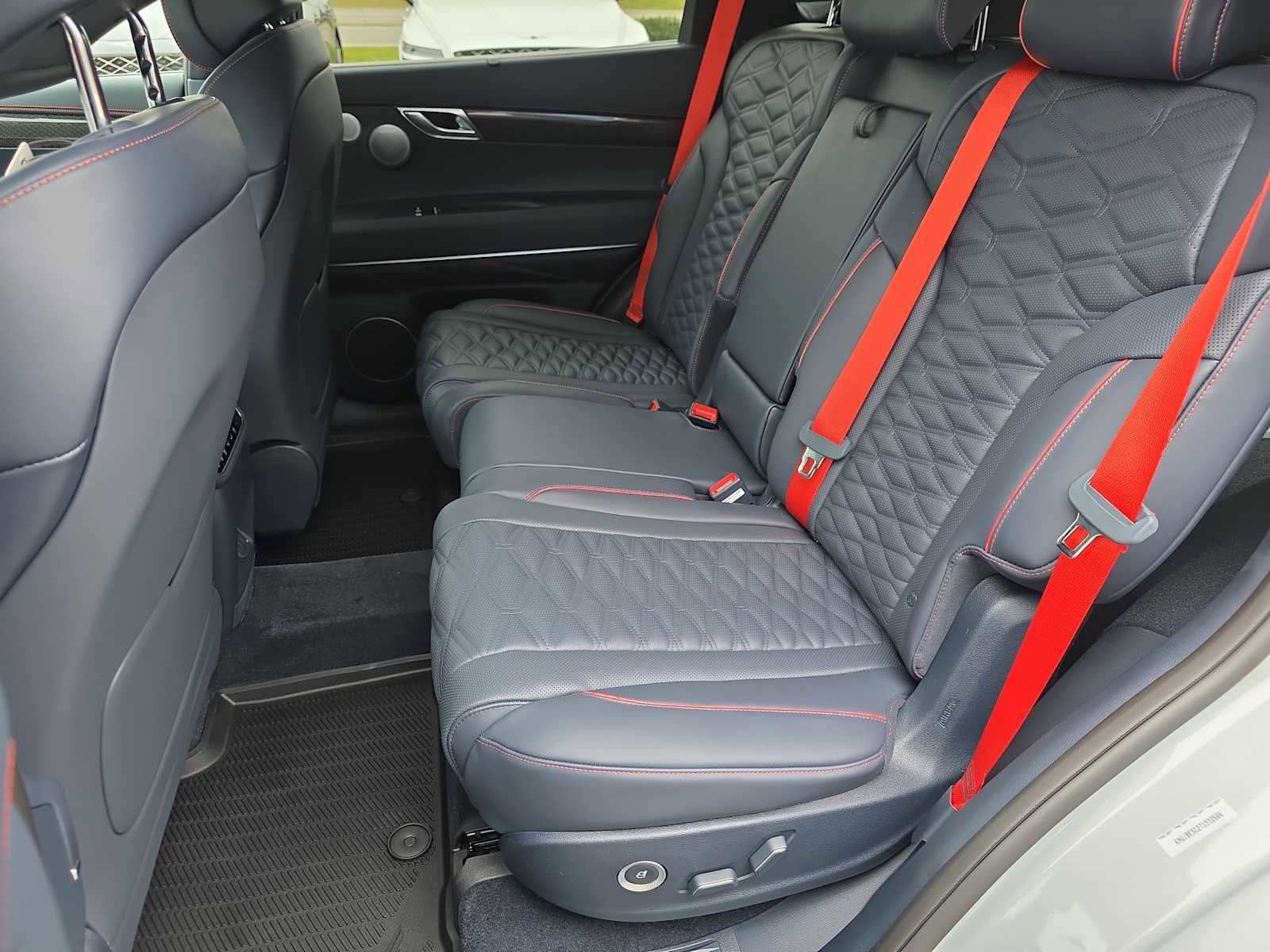 New 2026 Genesis GV80 3.5T e-SC image 25