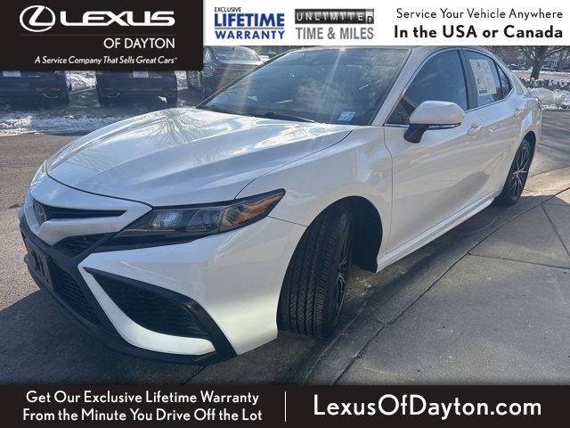 Used 2022 Toyota Camry SE image 7