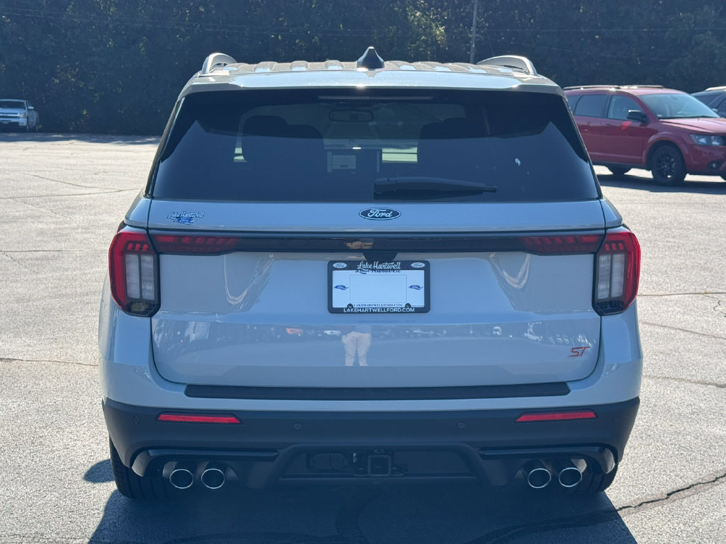 New 2027 Ford Explorer ST RWD image 6