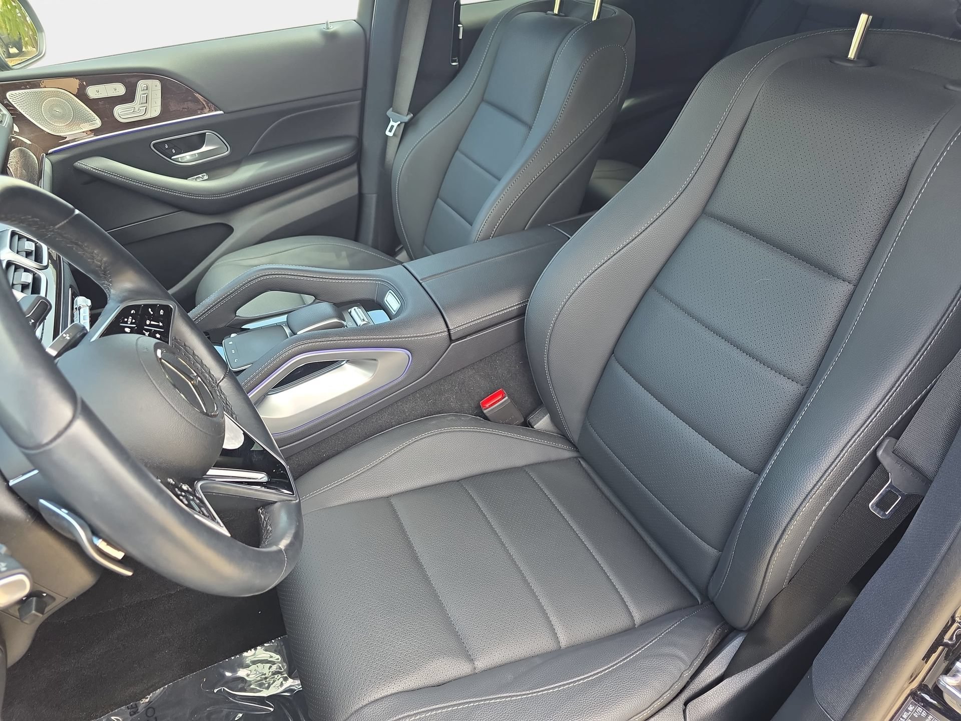 Certified 2025 Mercedes-Benz GLS 450 4MATIC image 15