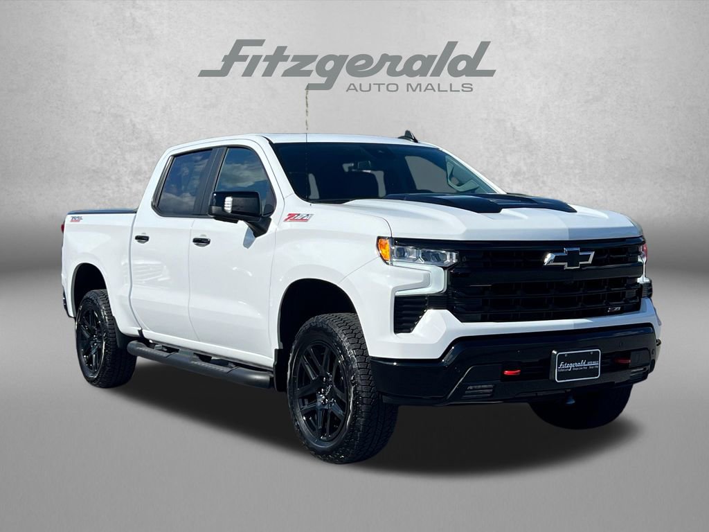 Used 2025 Chevrolet Silverado 1500 LT Trail Boss w/ LT Trail Boss Premium Package AWD/4WD image 1