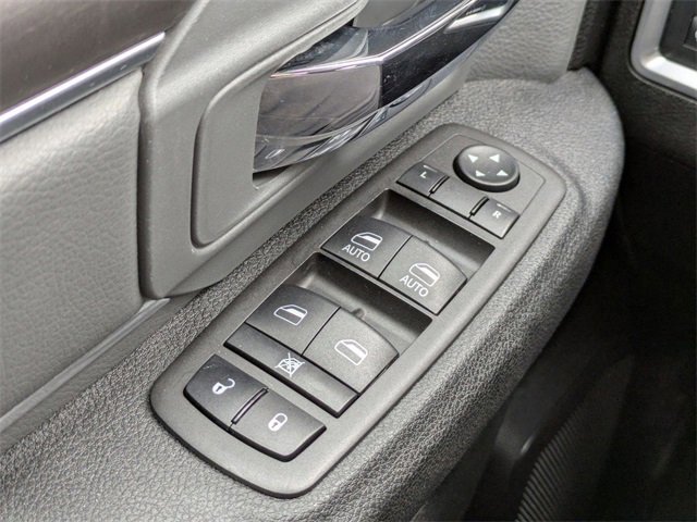 Used 2024 RAM 1500 Classic SLT image 25